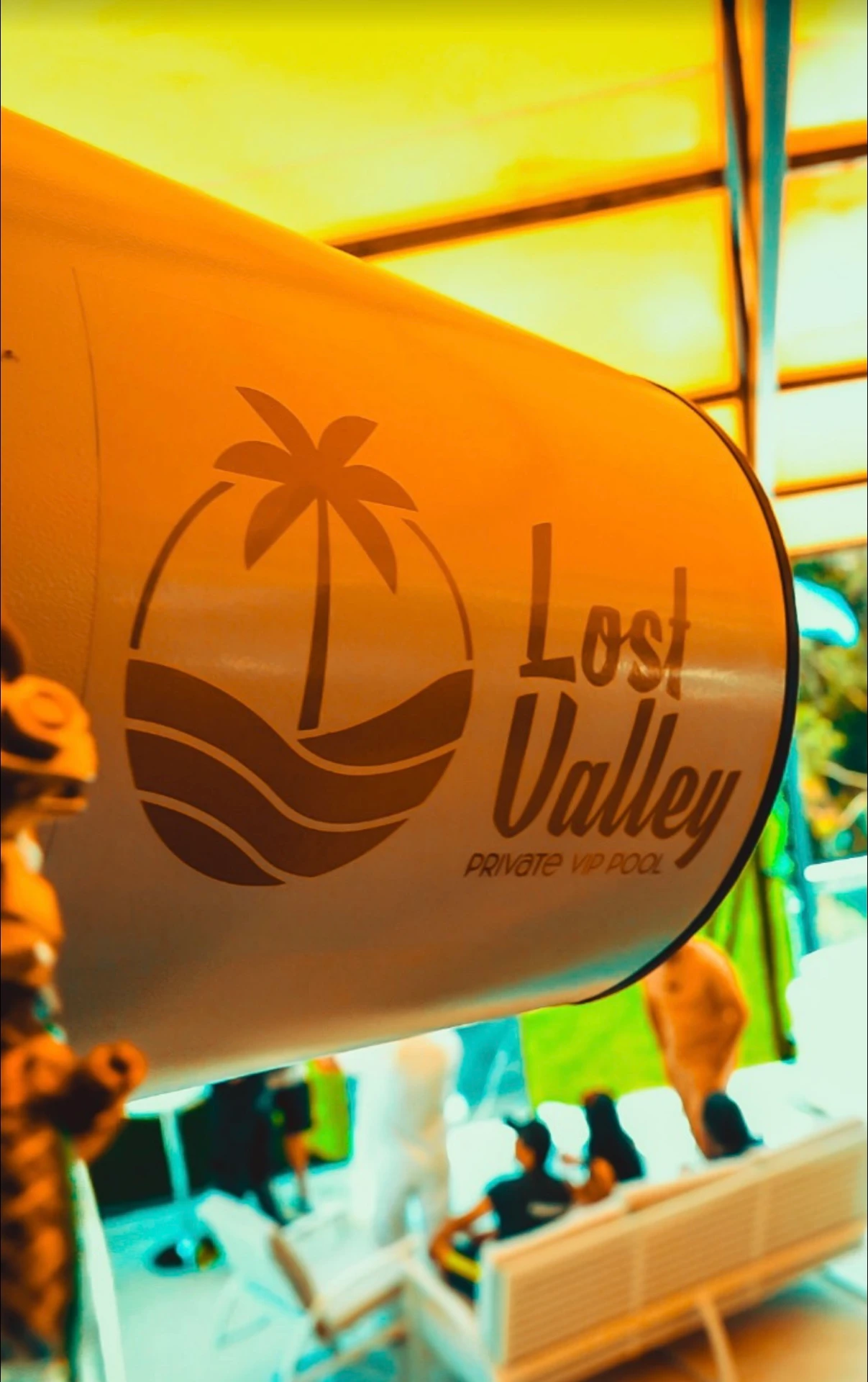 Lost Valley · Pool Party Quito
